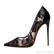 Scarpa tacco 14 in pizzo nero 