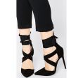 Scarpa nera tacco 12,5 tacco e fiocco